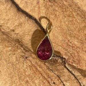 1.2CT Natural Hot Neon Pink Tourmaline Pear Shape Solid 14K Yellow Gold Pendant
